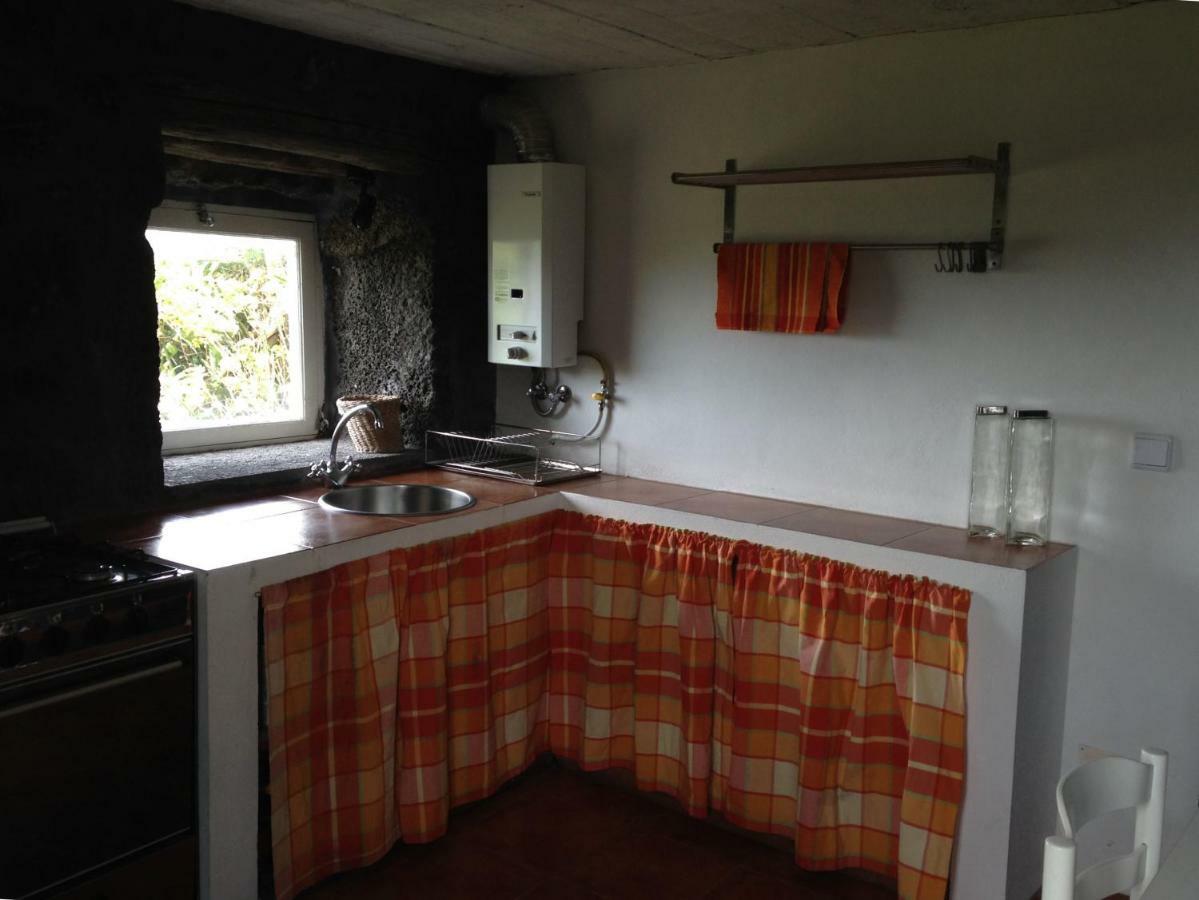 Casa Da Lava Pensionat São Roque do Pico Eksteriør billede